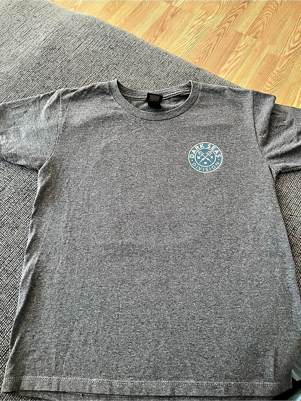 Dark Seas Division graphic tee Graphic Short Sleeve Tee Size Medium